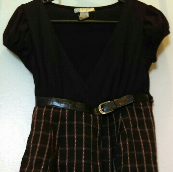 Dress - Picture 1 of 4